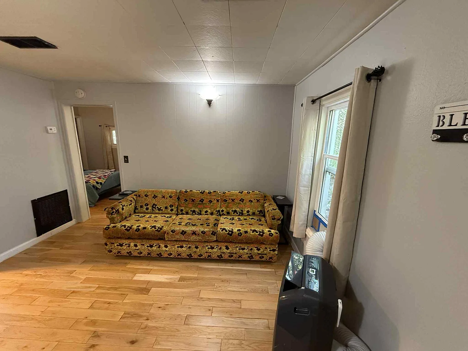 612 Howard Avenue - 1 — Photo 3