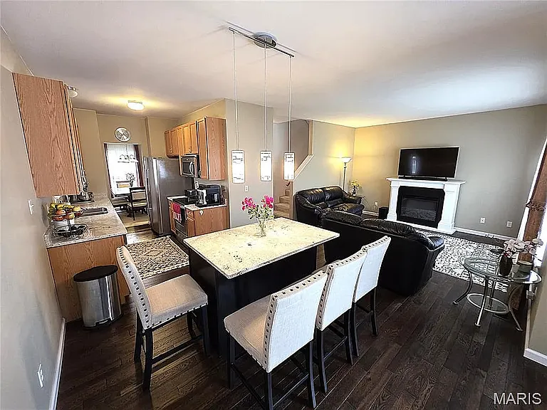 713 Waler Dr — Photo 14