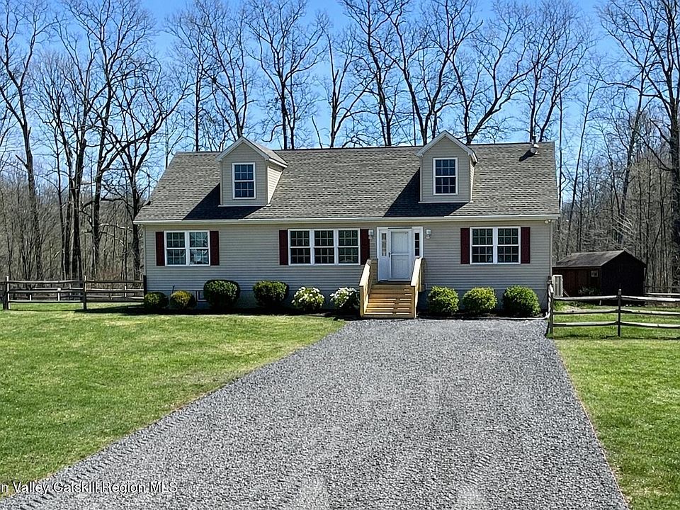 1st image of 35 Pioneer Road