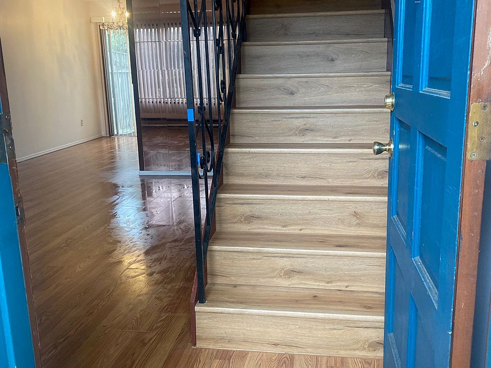 1st image of 8220-8226 NE Hassalo St #8224