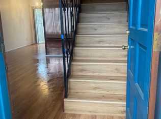 8220-8226 NE Hassalo St #8224, Portland, OR 97220