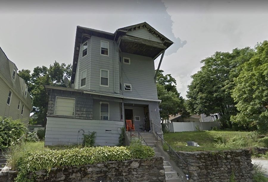 2nd image of 82 Ingleside Ave