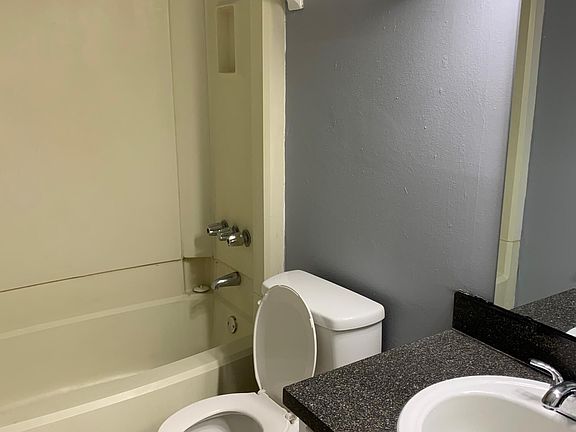 5th image of 8205 San Jose Manor Dr E APT 6