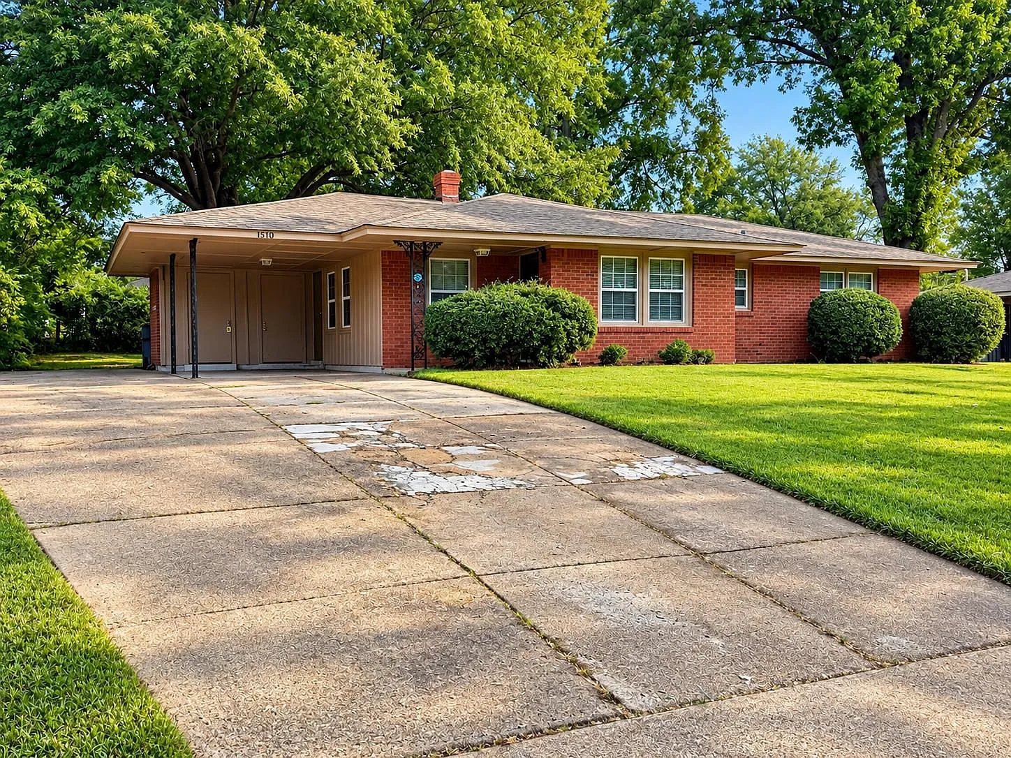 3 bed, 1.0 bath, 1154 sqft, $1,395 — Photo 2