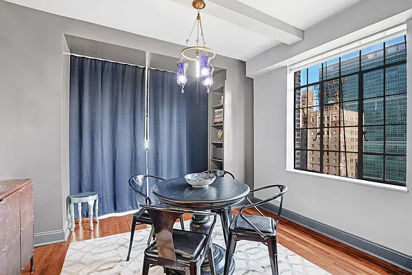 Rented by Compass | media 19