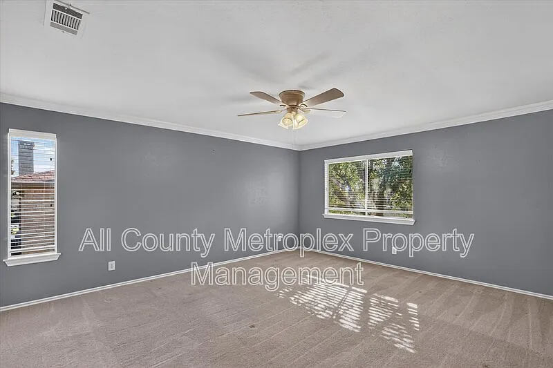 2 bed, 2.5 bath, 1632 sqft, $2,100 — Photo 4