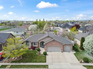 1872 S 2265 W, Syracuse, UT 84075