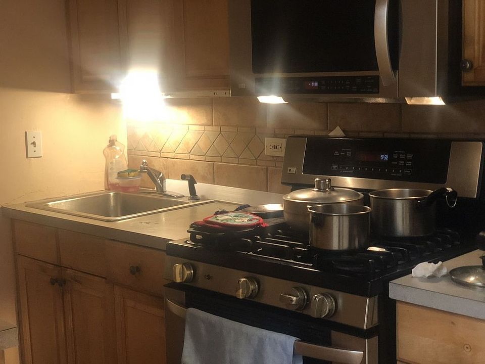 2nd image of 6495 Broadway APT 4V