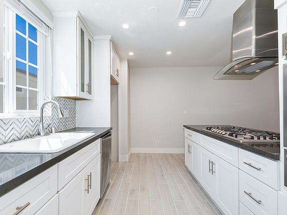 4th image of 9050 Terhune Ave