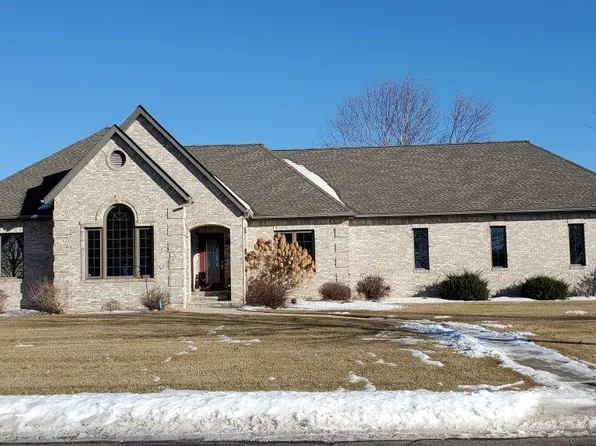420 Lynsee Ln, Montevideo, MN 56265