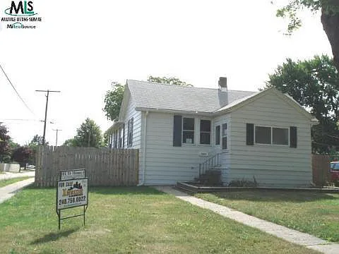26614 Alger St photo 1