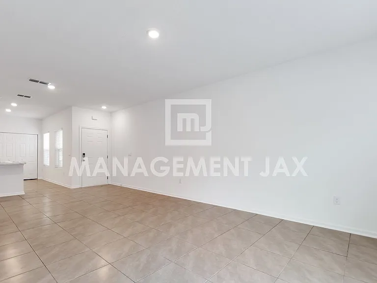 4015 Haymon Ave — Photo 3