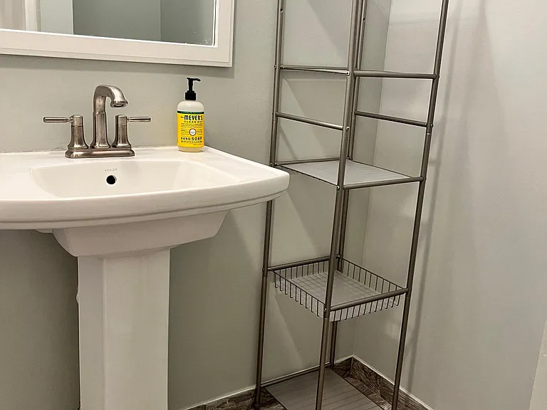 215 E Blue Ridge Dr — Photo 21