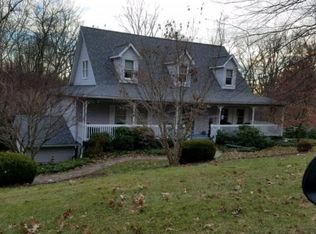 115 Ambrose Dr, Clinton, PA 15026