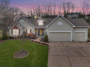 1608 Ridge Bend Dr, Glencoe, MO 63038