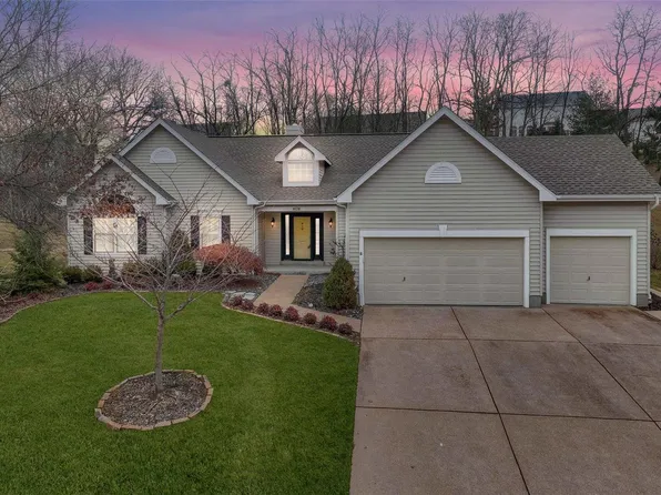 1608 Ridge Bend Dr, Glencoe, MO 63038