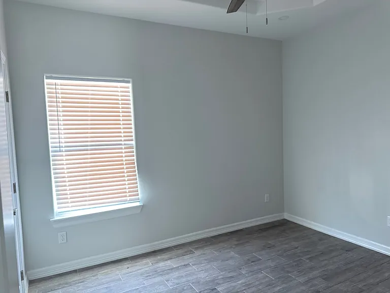 5908 Puffin Ave #2 — Photo 11