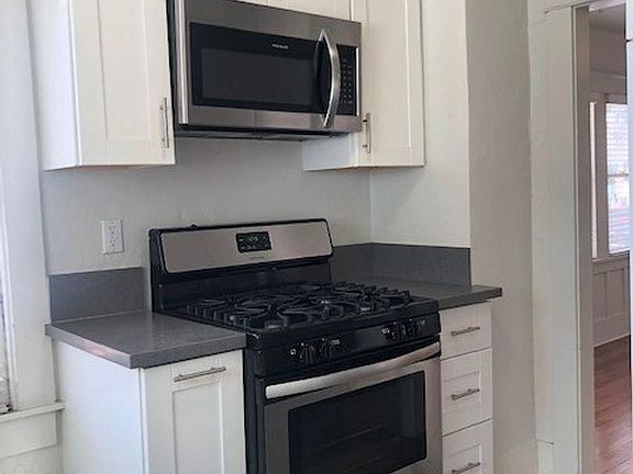5th image of 440 W 4th St #6955324