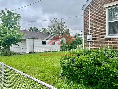 402 Harriet St — Photo 19