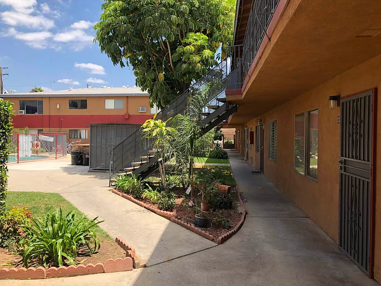1013 W Garvey Ave N #1 — Photo 9