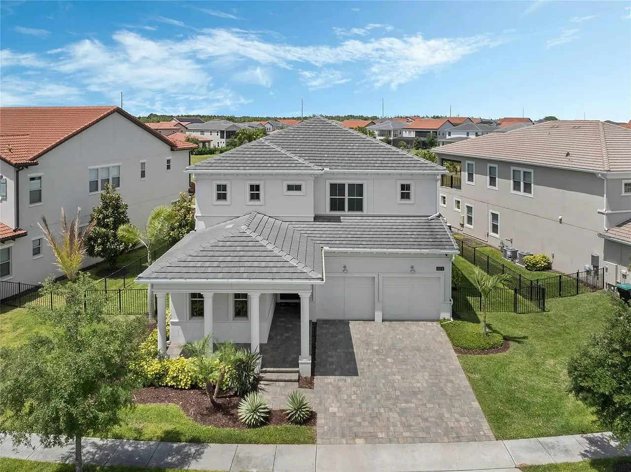 6 bed, 4207 sqft, $6,000 — Photo 1