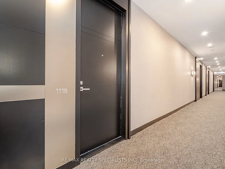 29 Queens Quay E #1118 — Photo 4