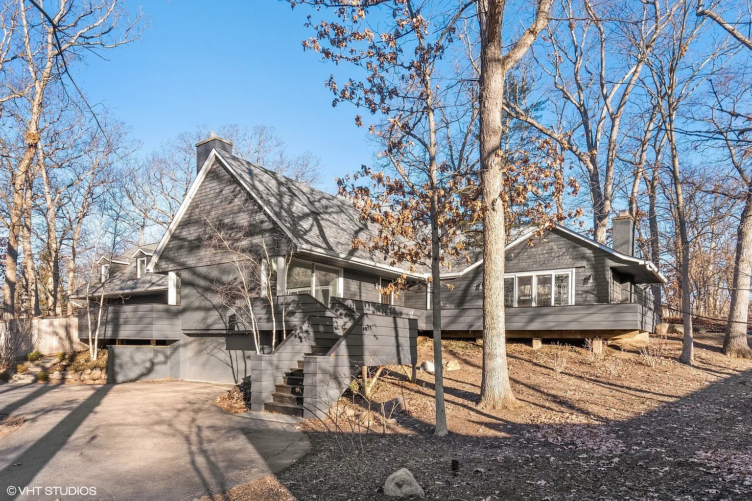 820 S Green Bay Rd photo 1