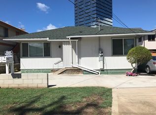 718 Hauoli St, Honolulu, HI 96826