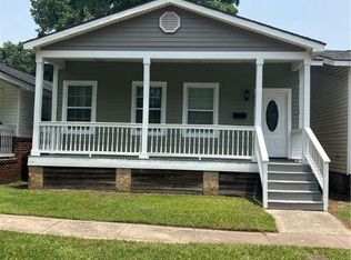 822 W 44th St, Savannah, GA 31405
