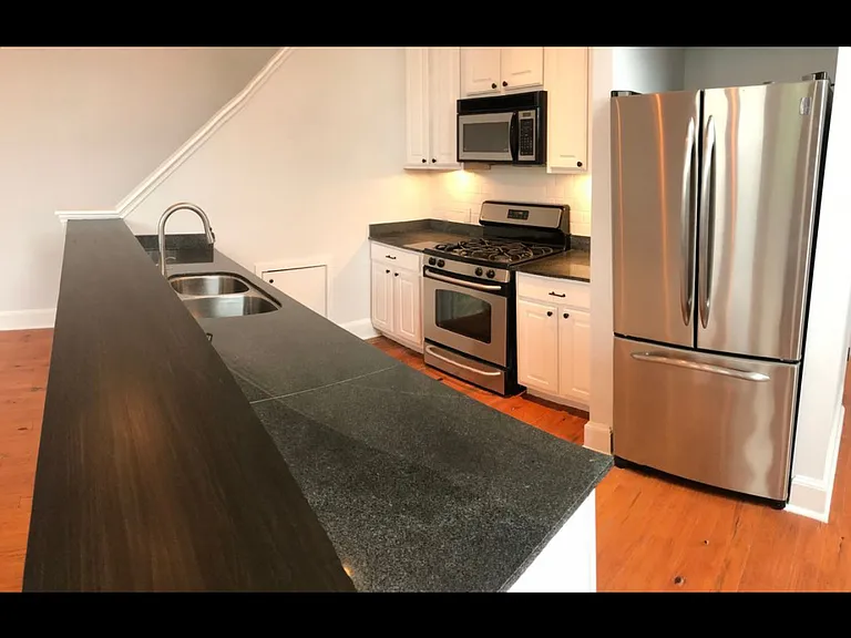 310 S Main St — Photo 8