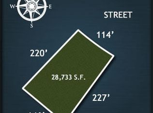 3670 River Isle Ct NE, Rockford, MI 49341