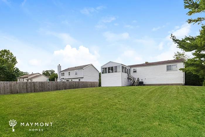 6477 Burkwood Dr — Photo 15