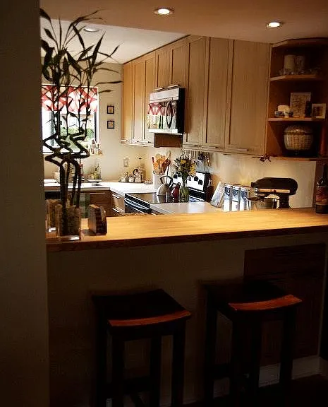 Butcher block bartop