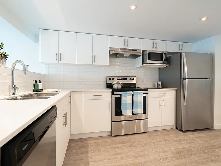345 Quebec St — Photo 8