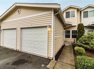 617 7th St SE #E18, Puyallup, WA 98371