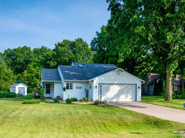 27222 Country Lake Ln, Elkhart, IN 46514