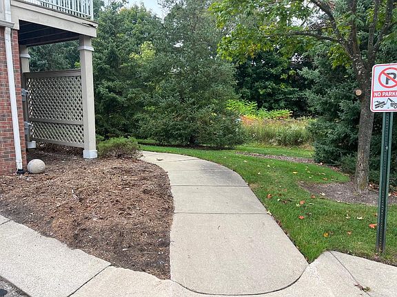 4th image of 15201 Chesapeake Cir