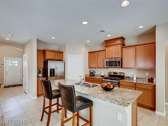 5th image of 6133 River Belle St