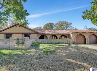 1411 Kingston Rd, Lincoln, NE 68506