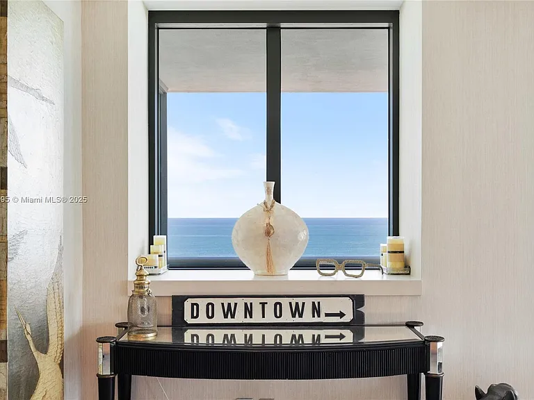 5875 Collins Ave #1902 — Photo 11