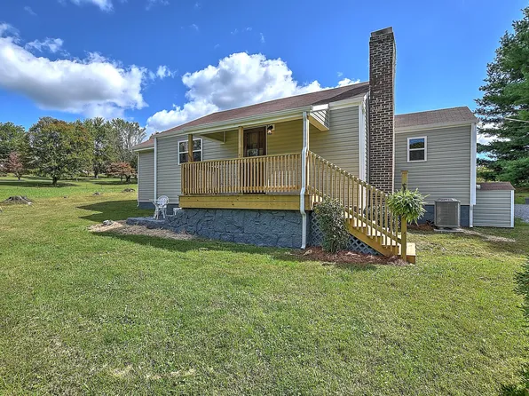 3374 Reedy Creek Rd, Bristol, VA 24202