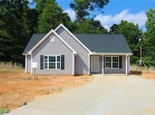 153 Old Vintage Ct, Lexington, NC 27295