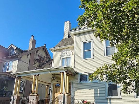 2nd image of 310 Bellevue Ave