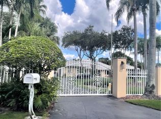 5921 SW 79th Ct, Miami, FL 33143