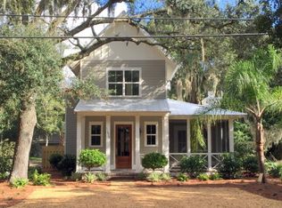 11828 Old Demere St, Simons Island, GA 31522