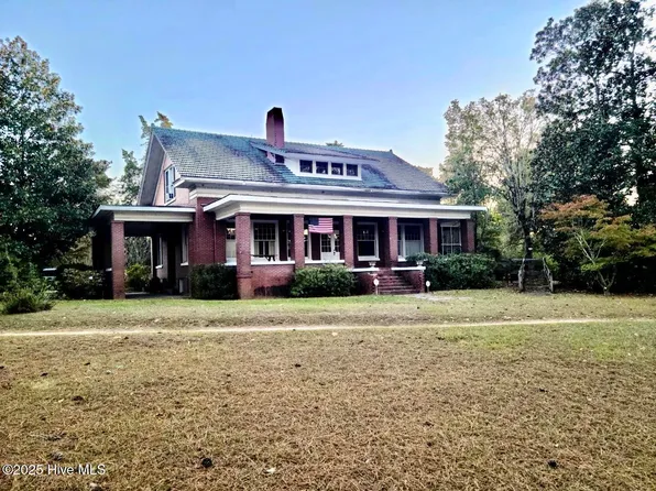 2740 Nc 71, Maxton, NC 28364