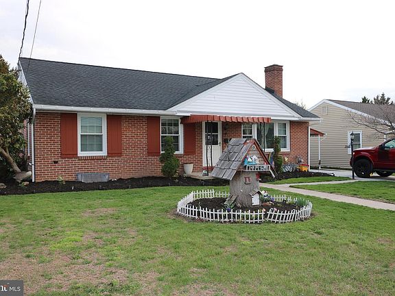 2nd image of 312 Diller Rd