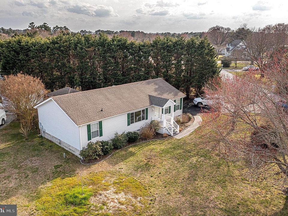 1st image of 2073 Ramblewood Dr S