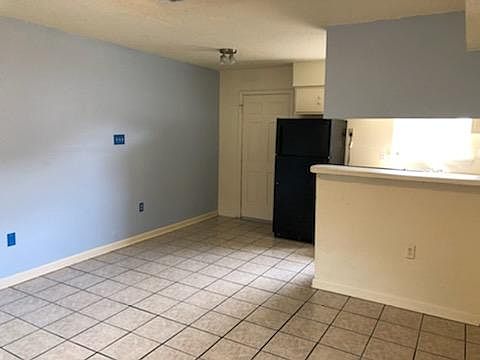 2nd image of 1609 Urquhart St APT 3