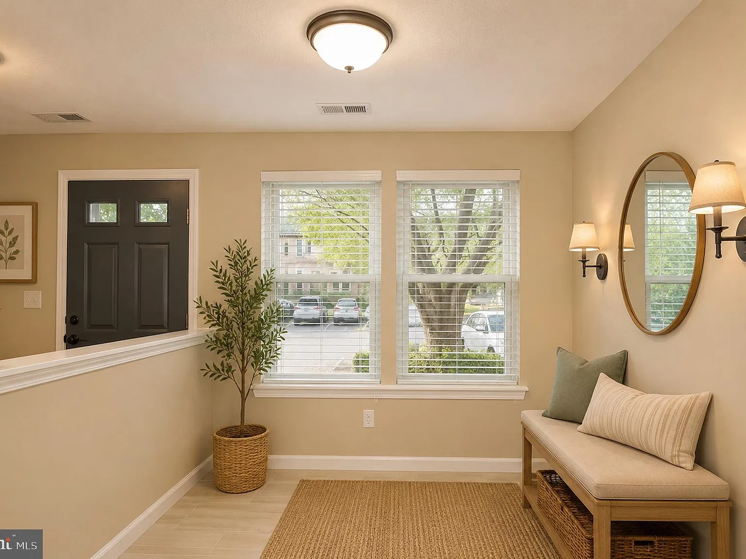 3 bed, 2.5 bath, 1430 sqft, $2,800 — Photo 3